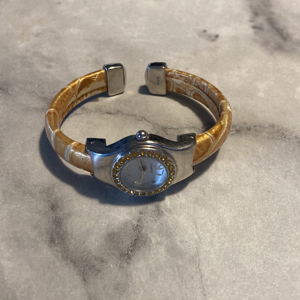 Quartz - Picture 3 of 12
